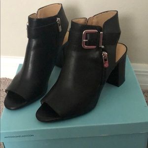 Antonio Milani double zipper booties